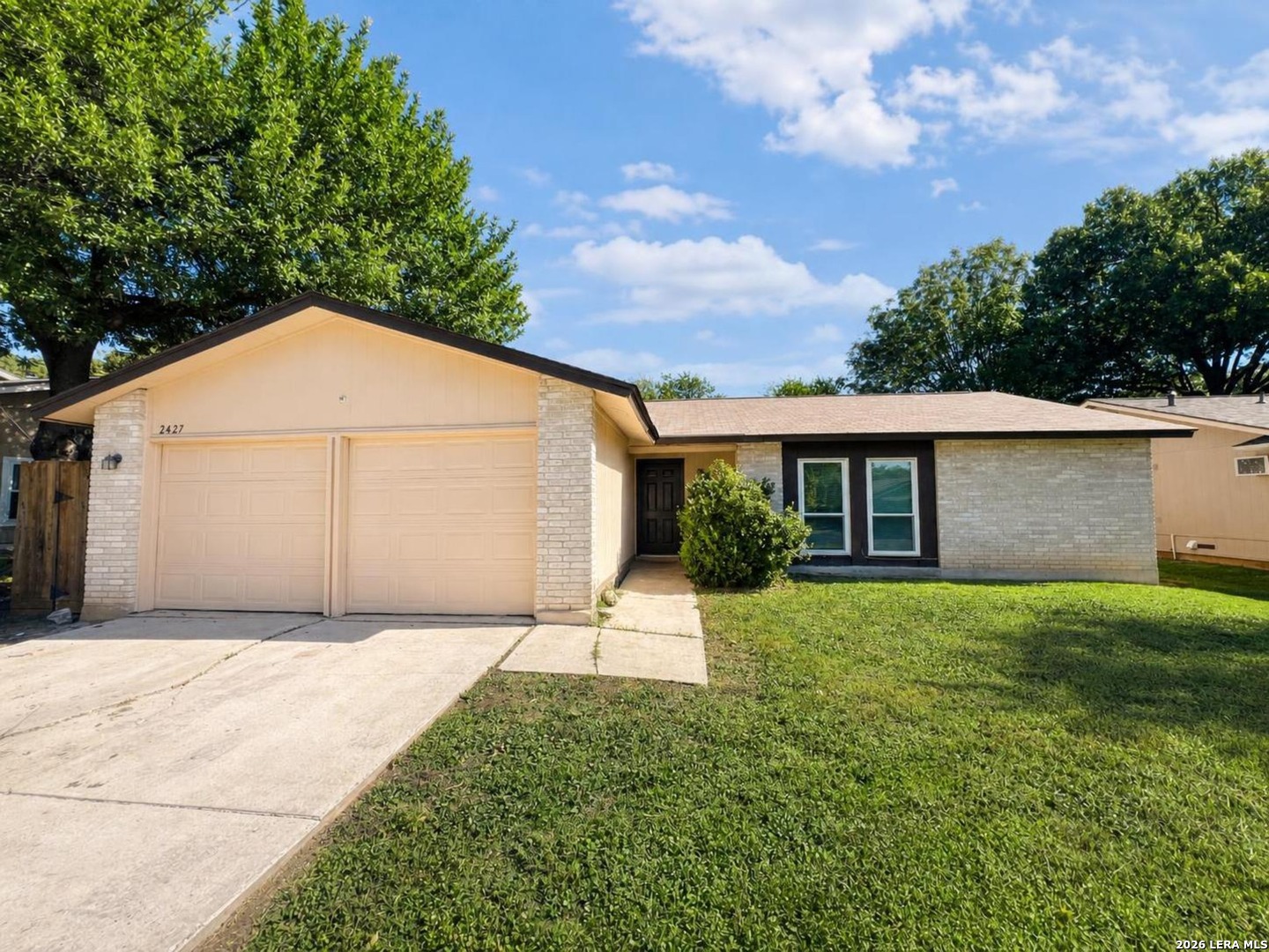 2427 Field Wood San Antonio TX 78251
