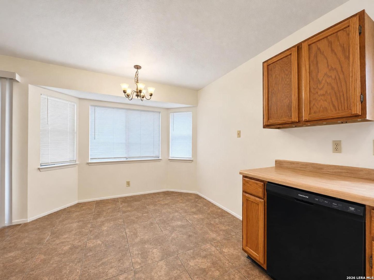 2427 Field Wood San Antonio TX 78251