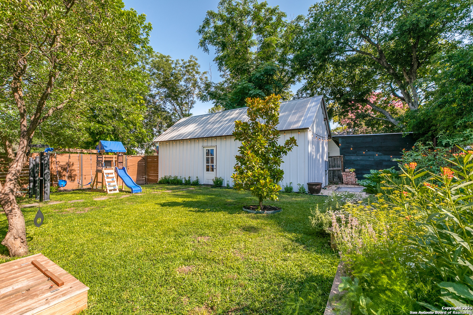 627 W Lynwood Avenue San Antonio TX 78212