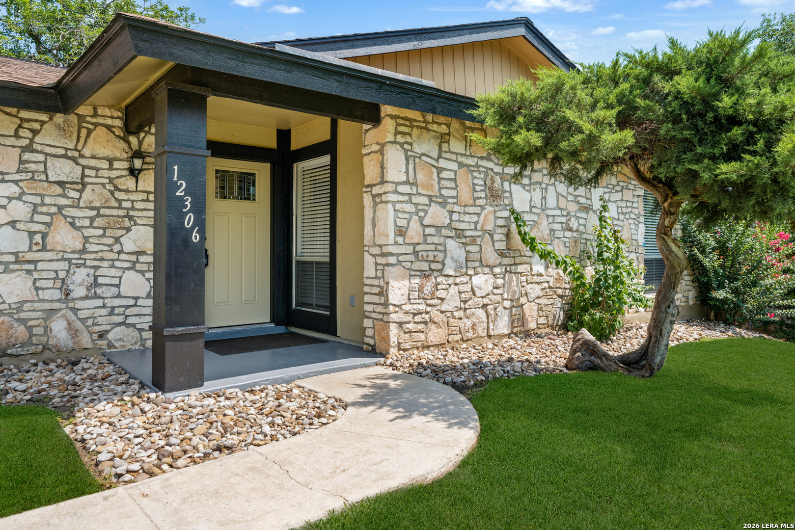 12306 Independence Avenue San Antonio TX 78233