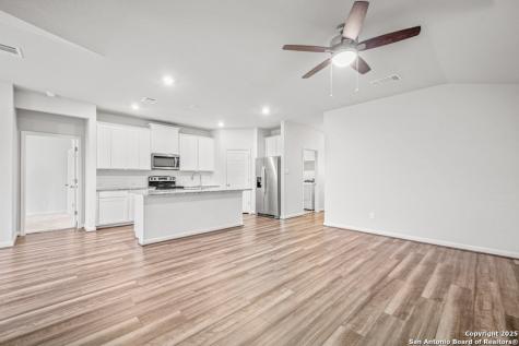 11618 Mustang San Antonio TX 78245