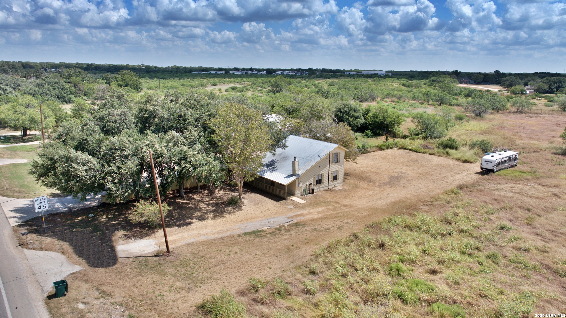 795 S State Highway 16 Jourdanton TX 78026
