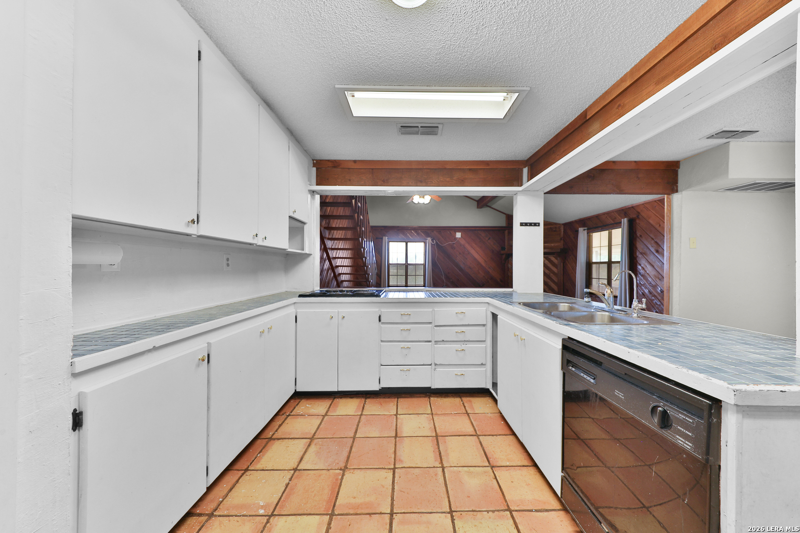 795 S State Highway 16 Jourdanton TX 78026