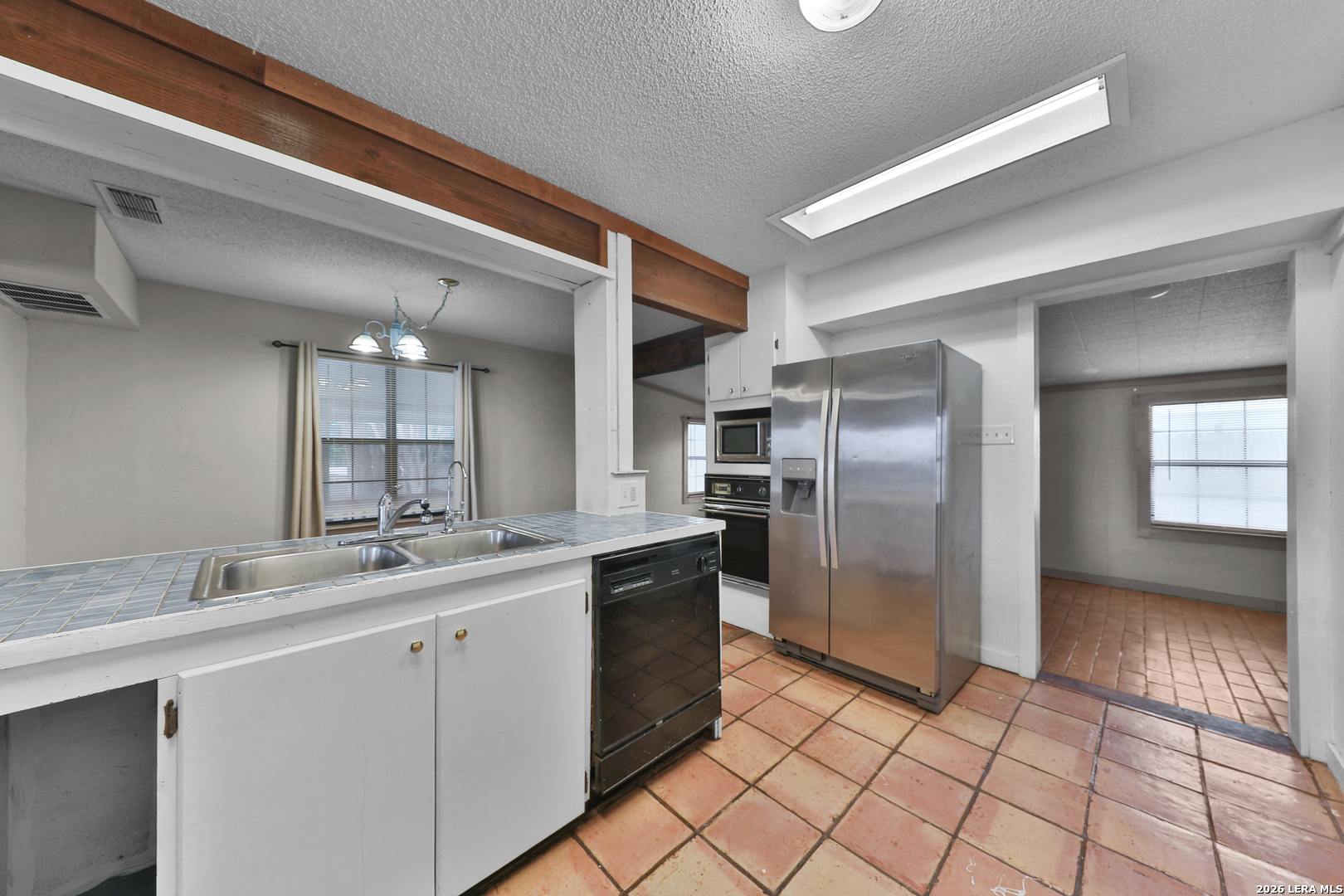 795 S State Highway 16 Jourdanton TX 78026