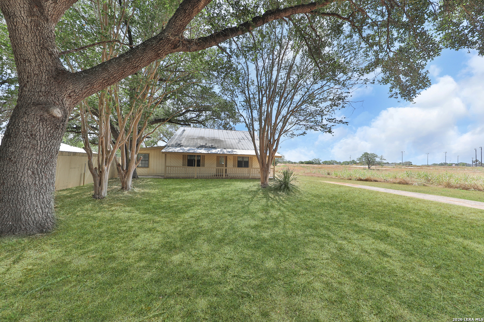 795 S State Highway 16 Jourdanton TX 78026