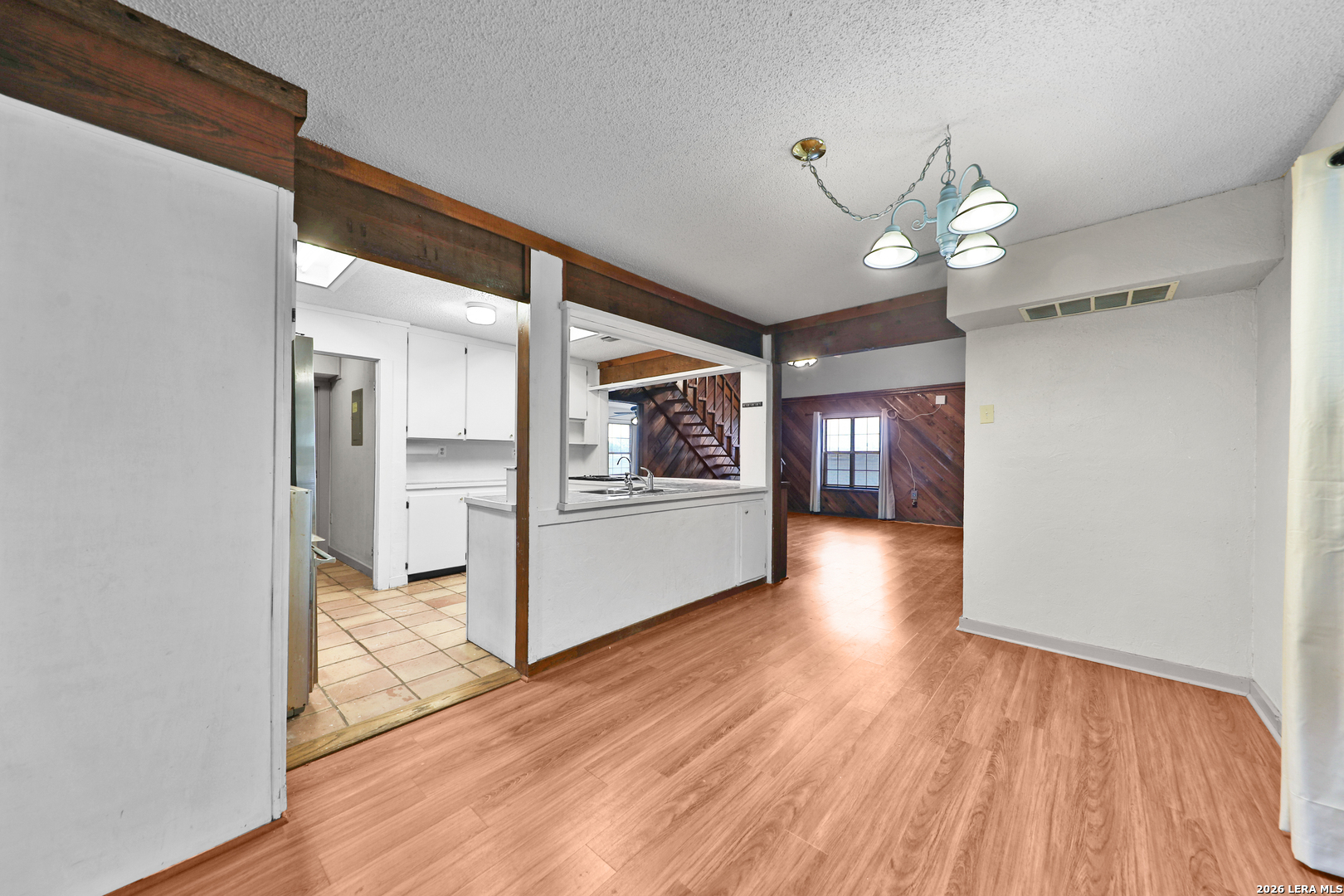 795 S State Highway 16 Jourdanton TX 78026