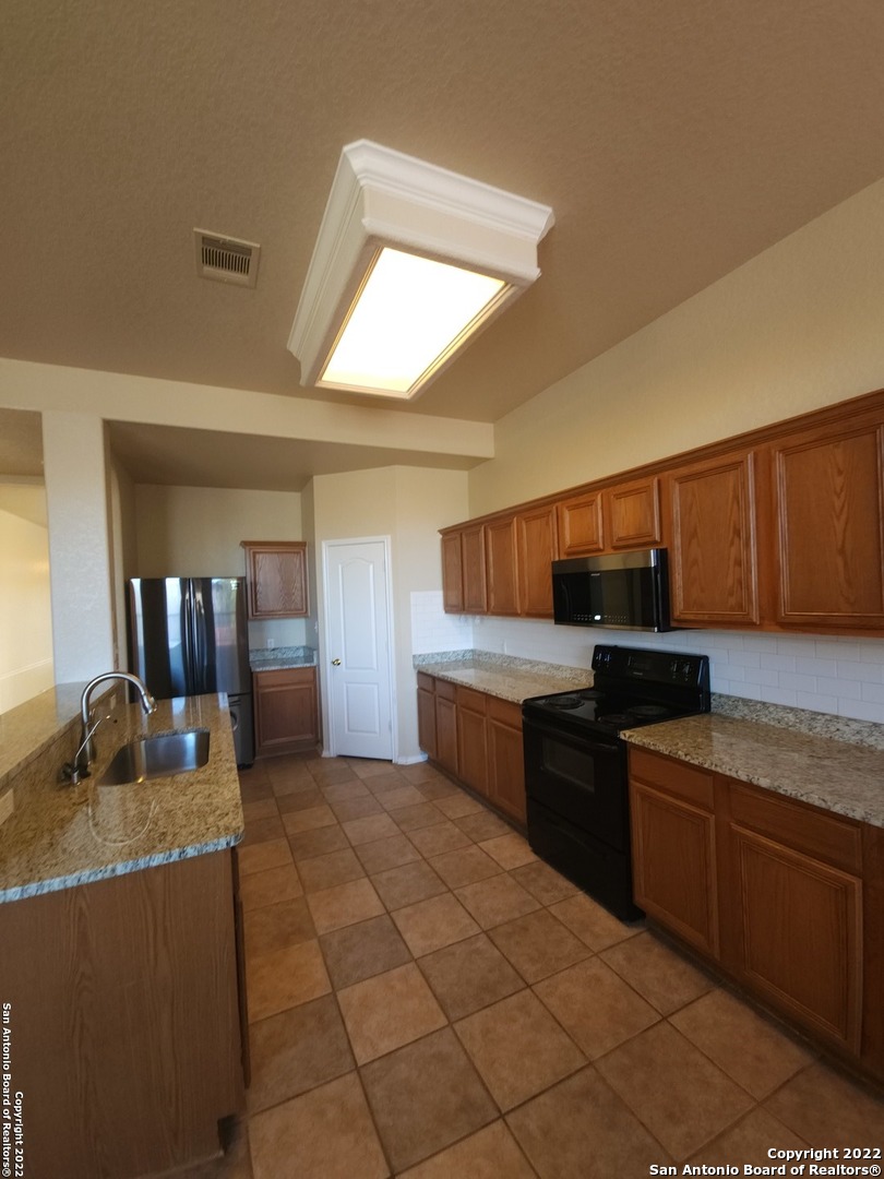 21215 Encino Ash San Antonio TX 78259