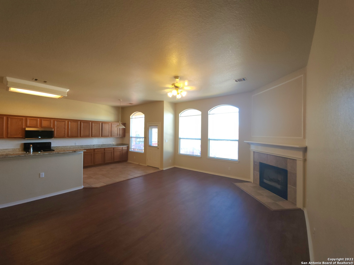 21215 Encino Ash San Antonio TX 78259