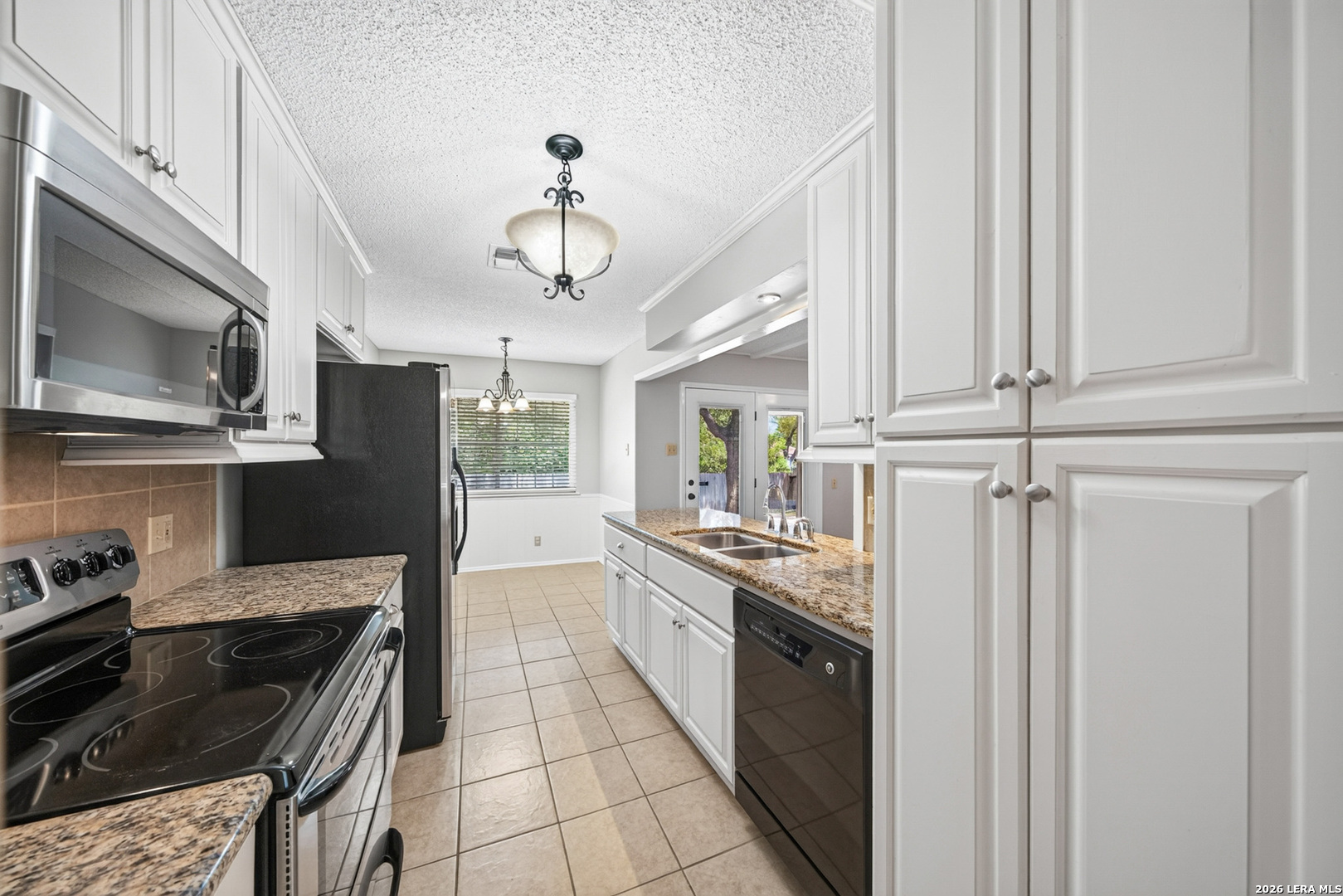 412 Cordoba Drive Universal City TX 78148