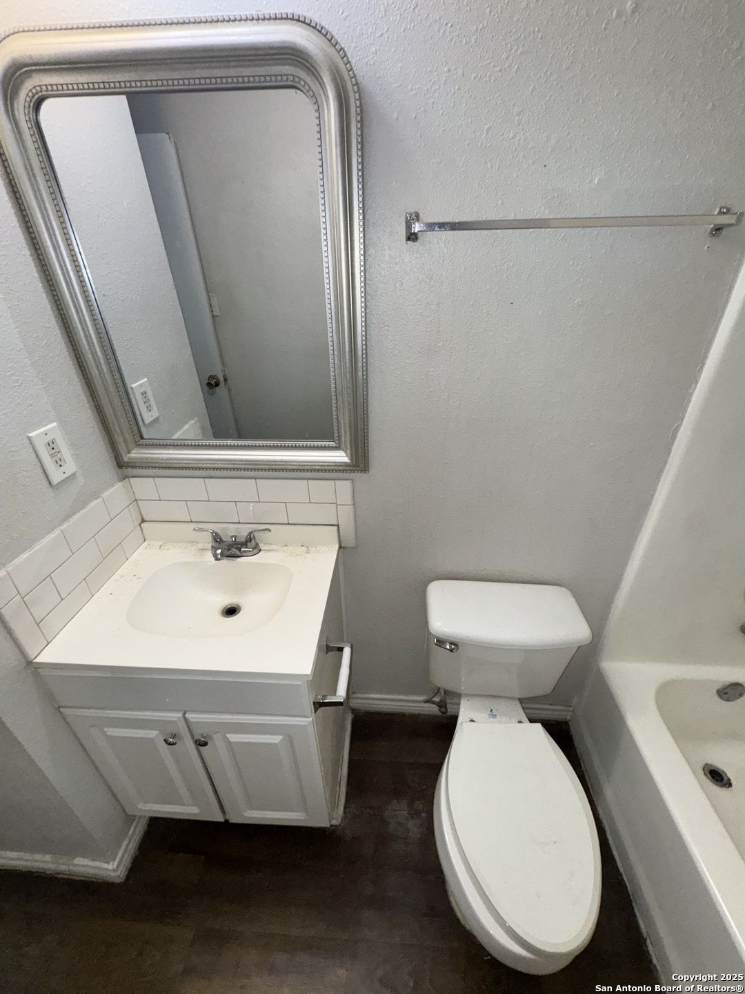830 W Hutchins San Antonio TX 78221