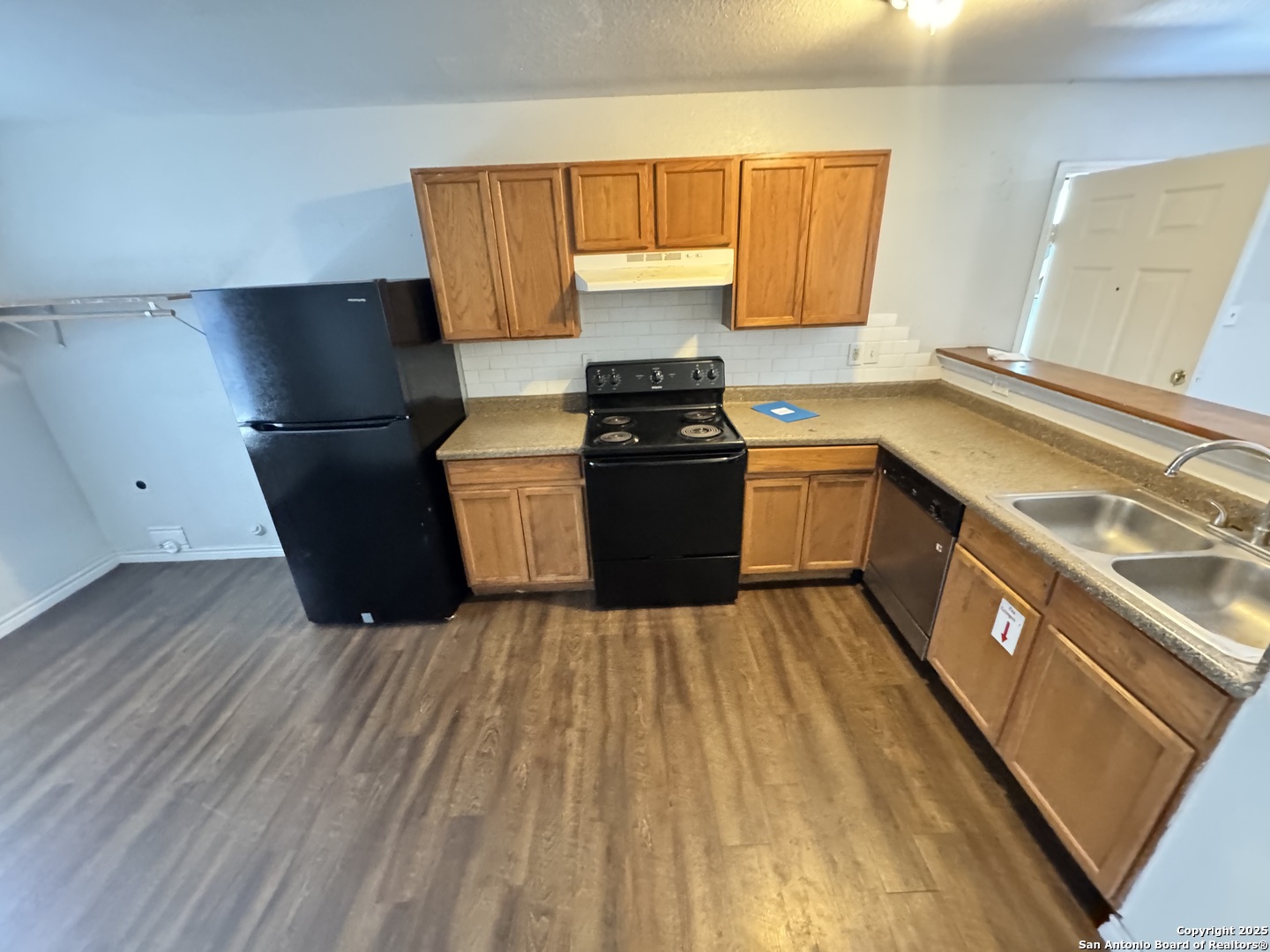 830 W Hutchins San Antonio TX 78221