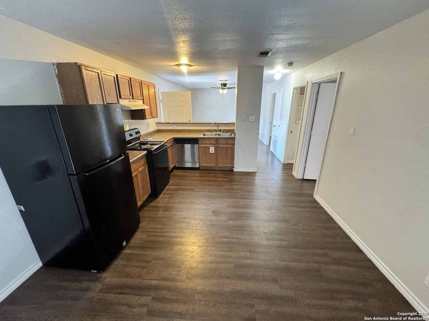 830 W Hutchins San Antonio TX 78221