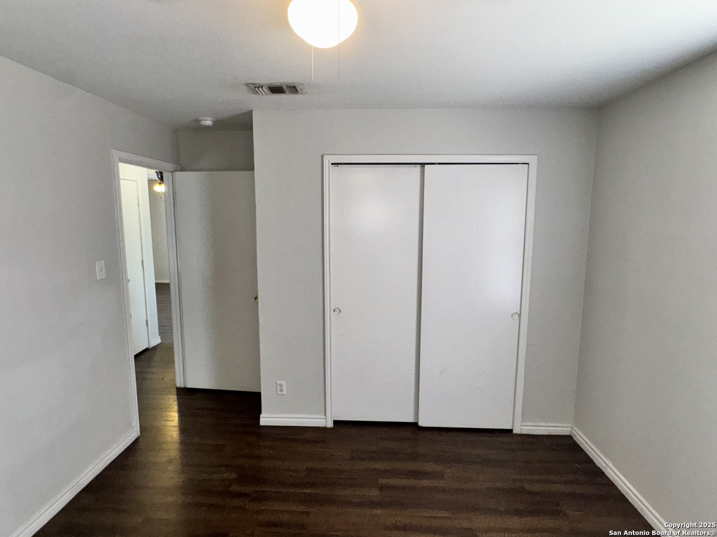 830 W Hutchins San Antonio TX 78221