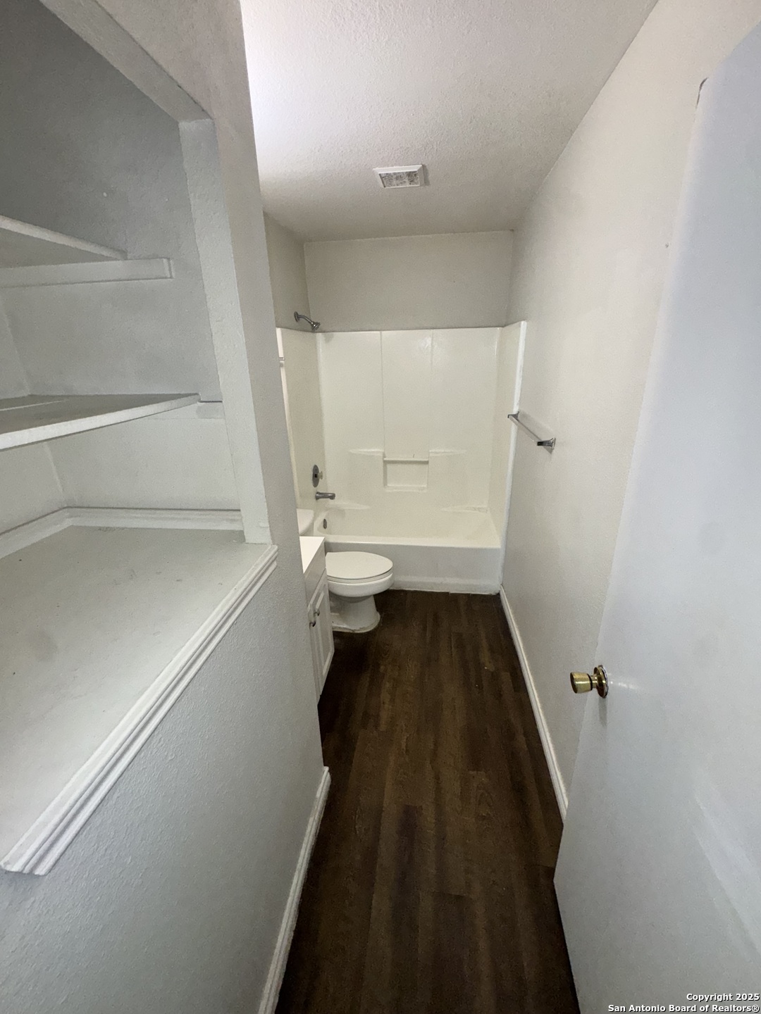 830 W Hutchins San Antonio TX 78221