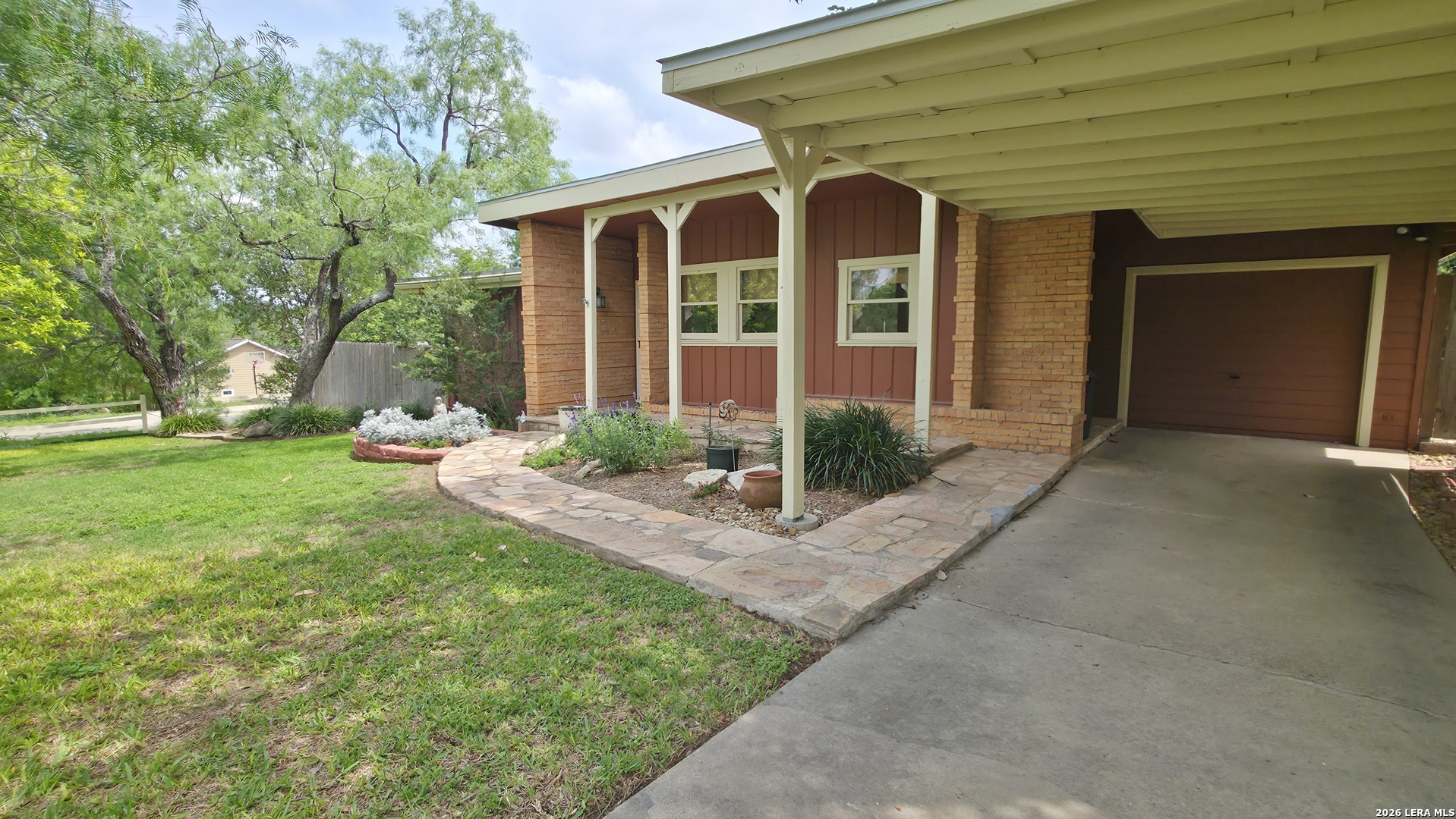 528 Rittiman Road Terrell Hills TX 78209