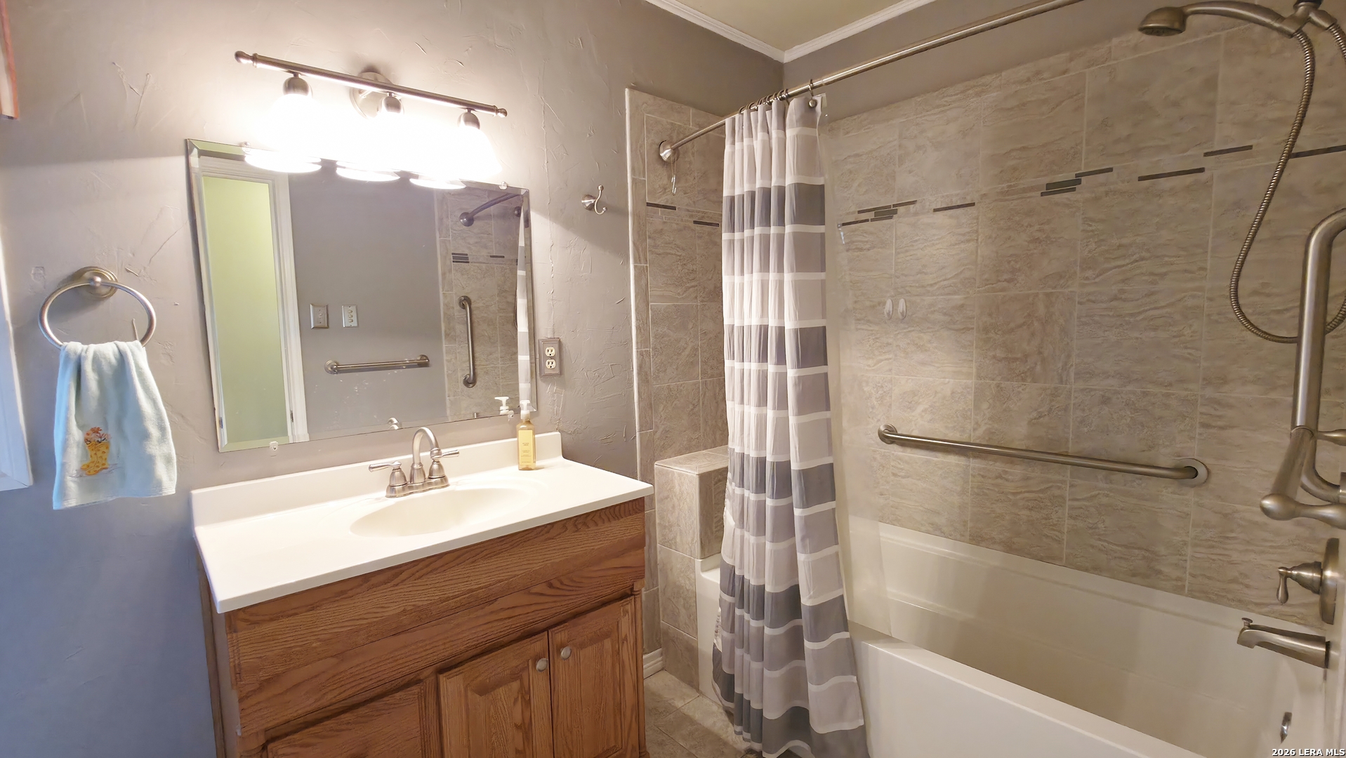 528 Rittiman Road Terrell Hills TX 78209