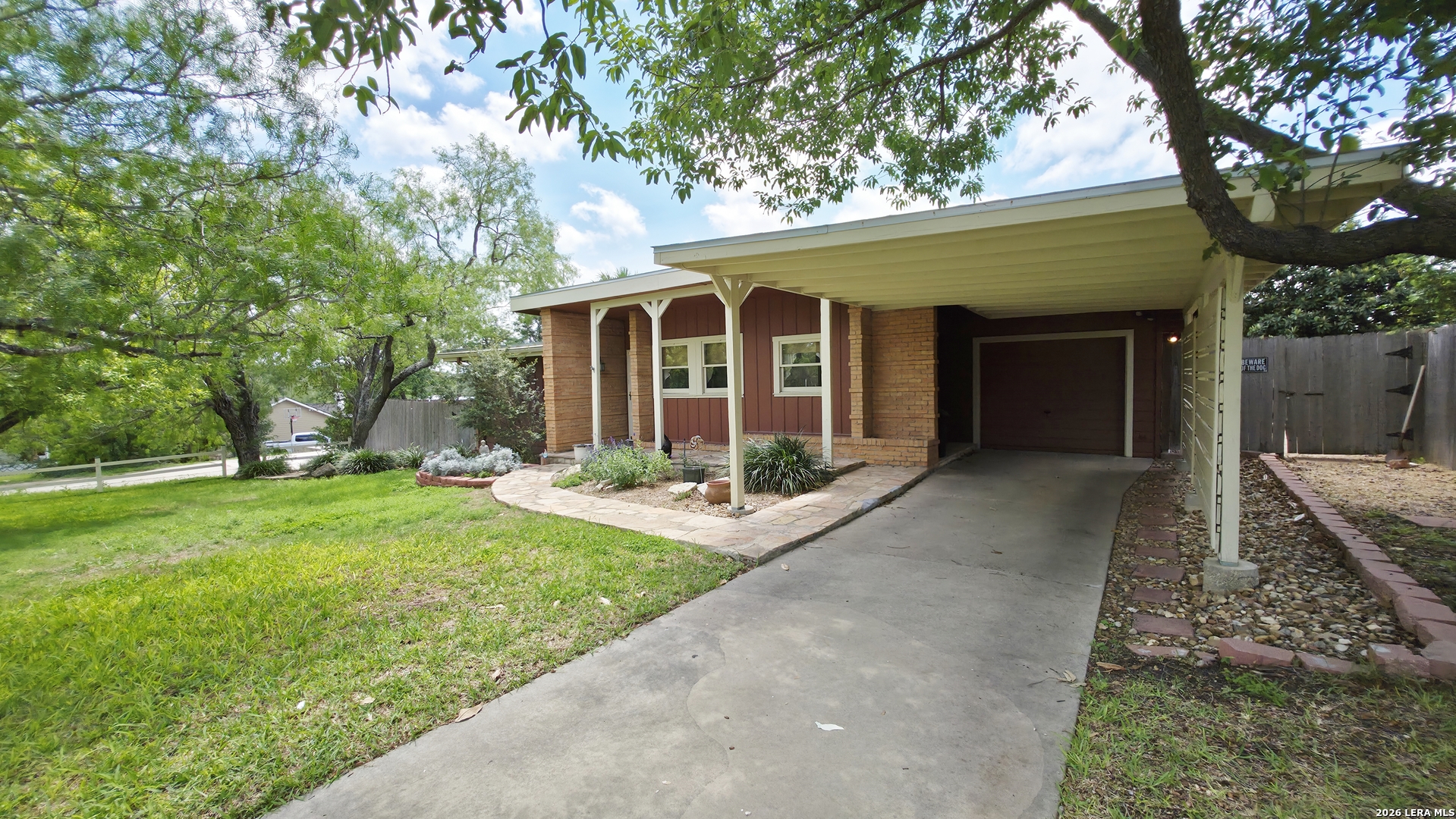528 Rittiman Road Terrell Hills TX 78209