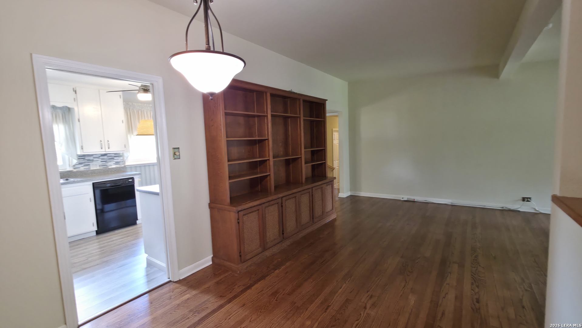 528 Rittiman Road Terrell Hills TX 78209