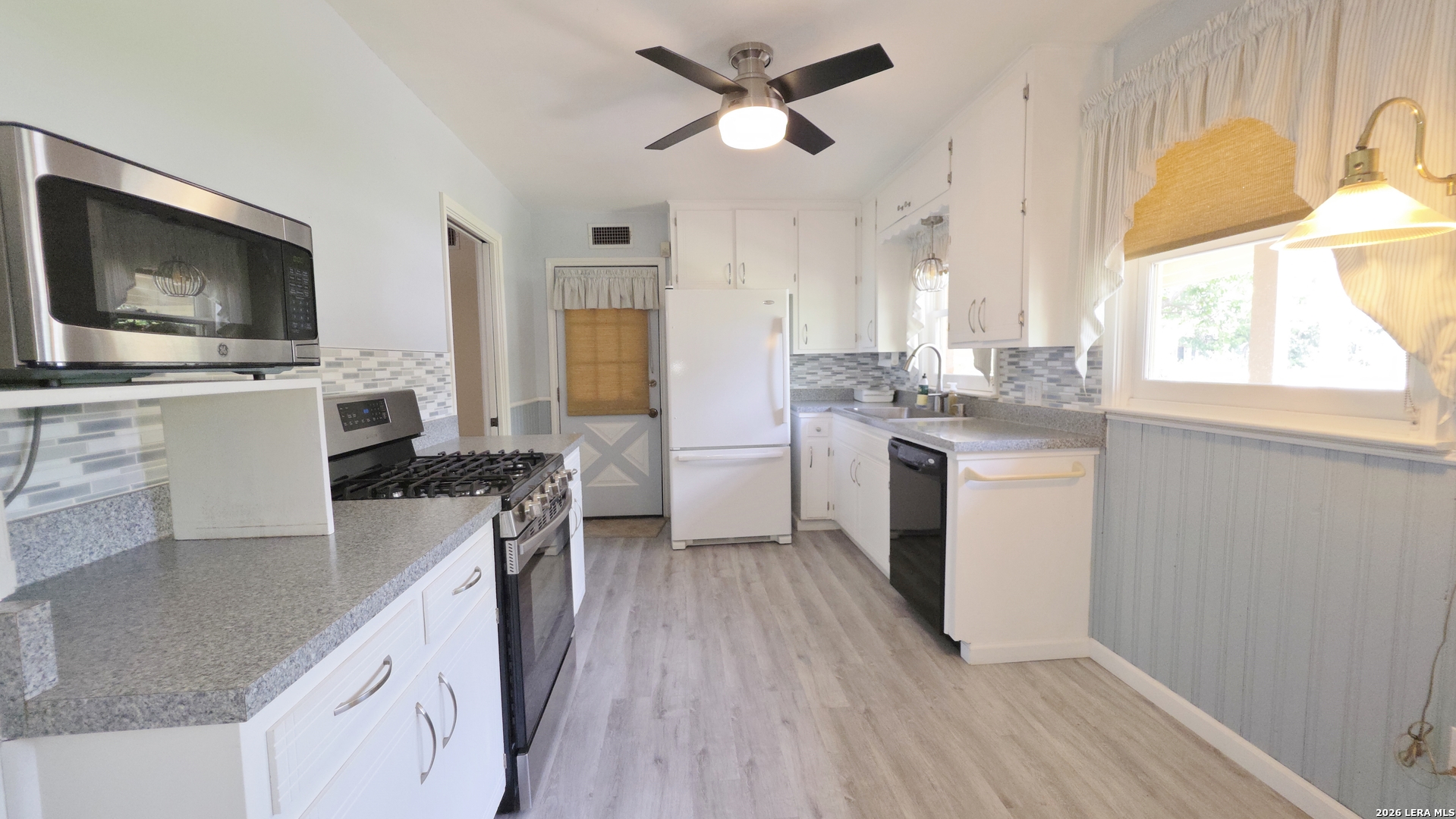 528 Rittiman Road Terrell Hills TX 78209