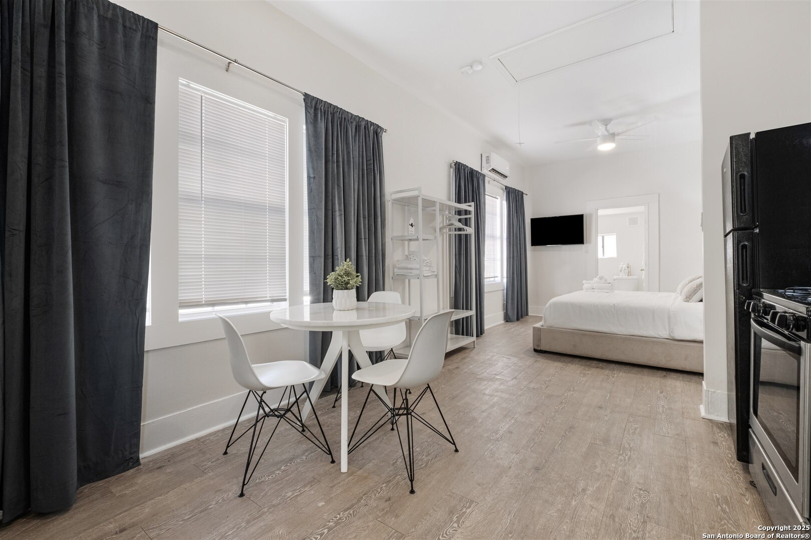 302 E Cevallos San Antonio TX 78204