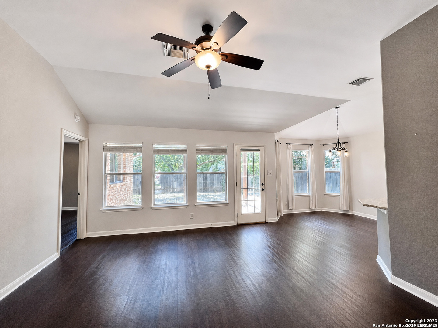 6218 Parkland Oaks San Antonio TX 78240