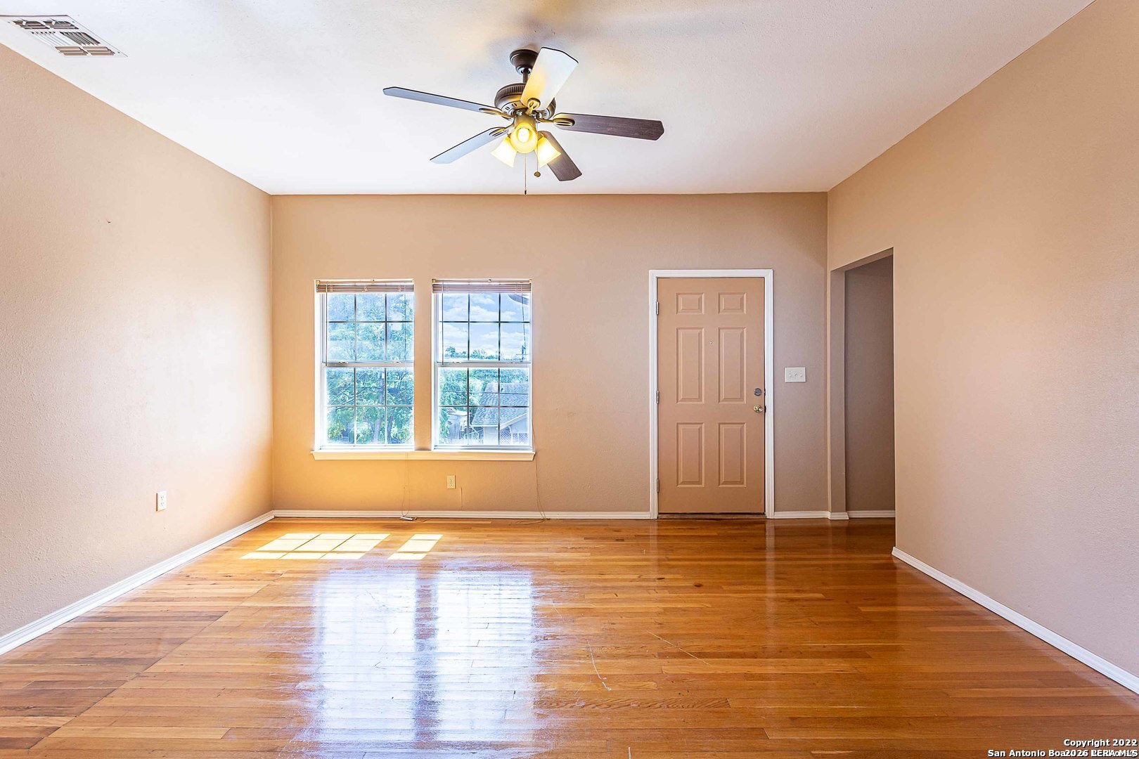 611 W Ridgewood San Antonio TX 78212