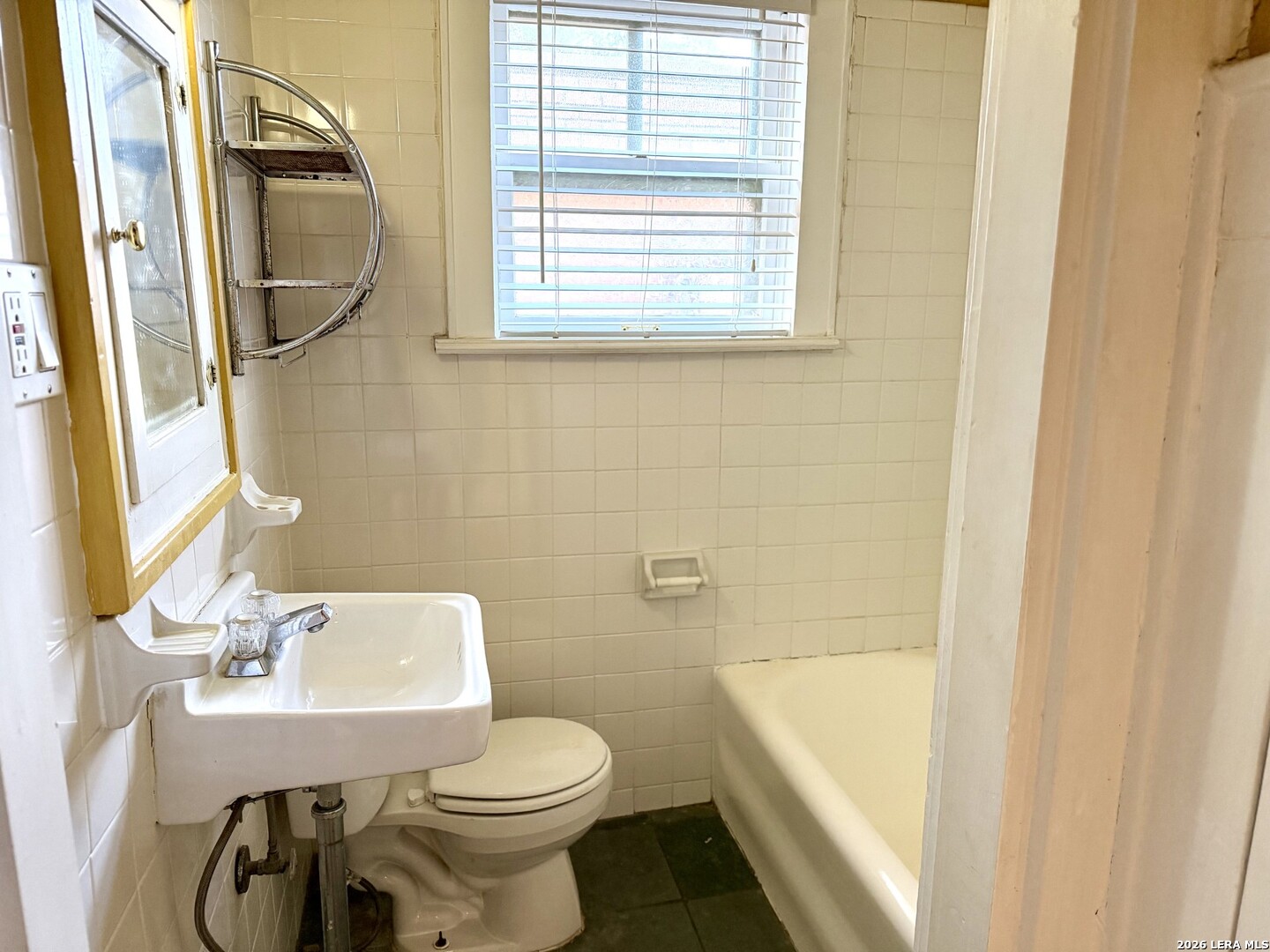 323 Carleton Court San Antonio TX 78212
