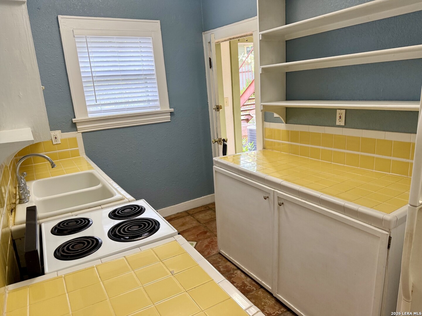 323 Carleton Court San Antonio TX 78212