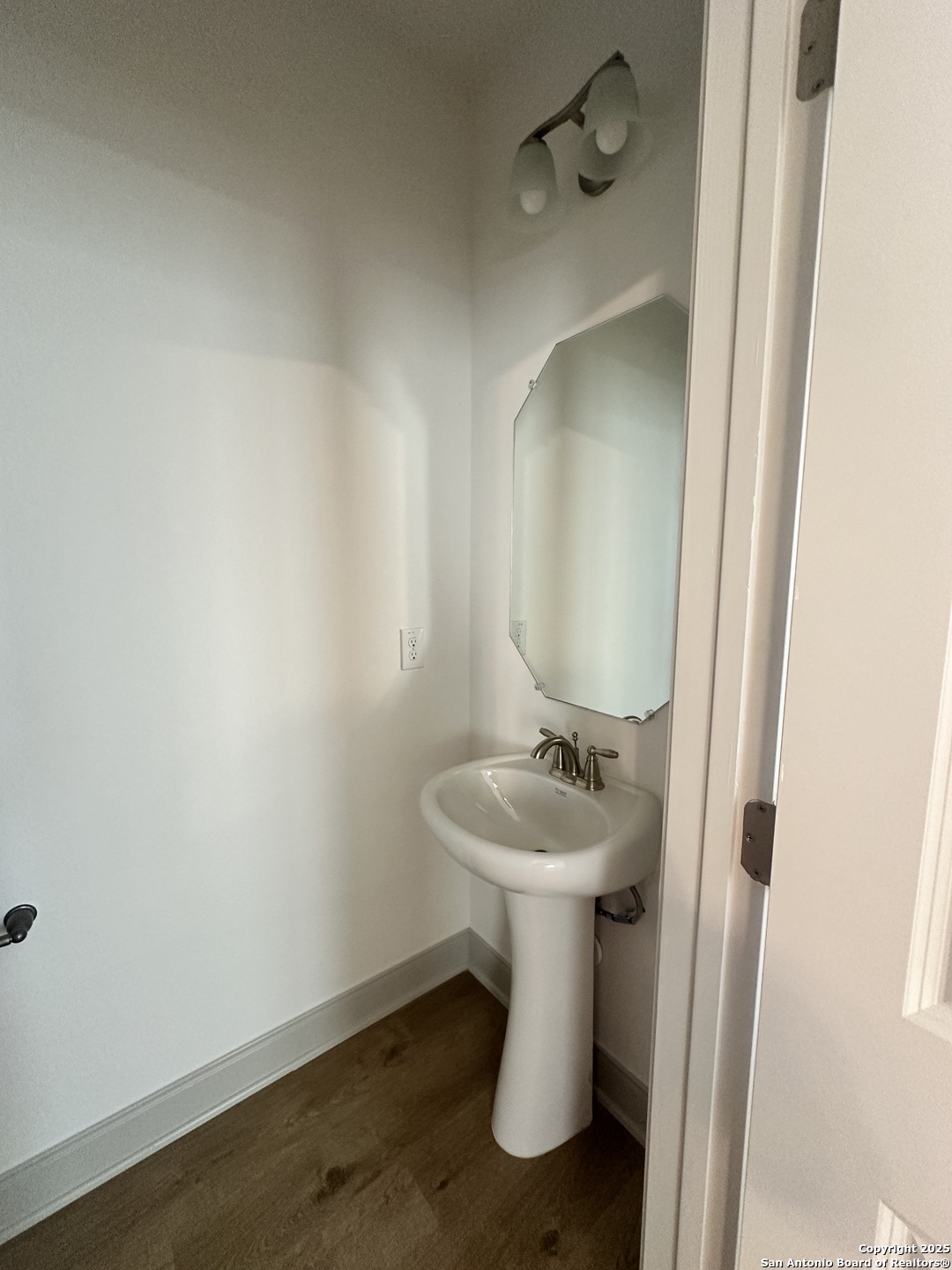 7544 Briarwood Pass San Antonio TX 78252