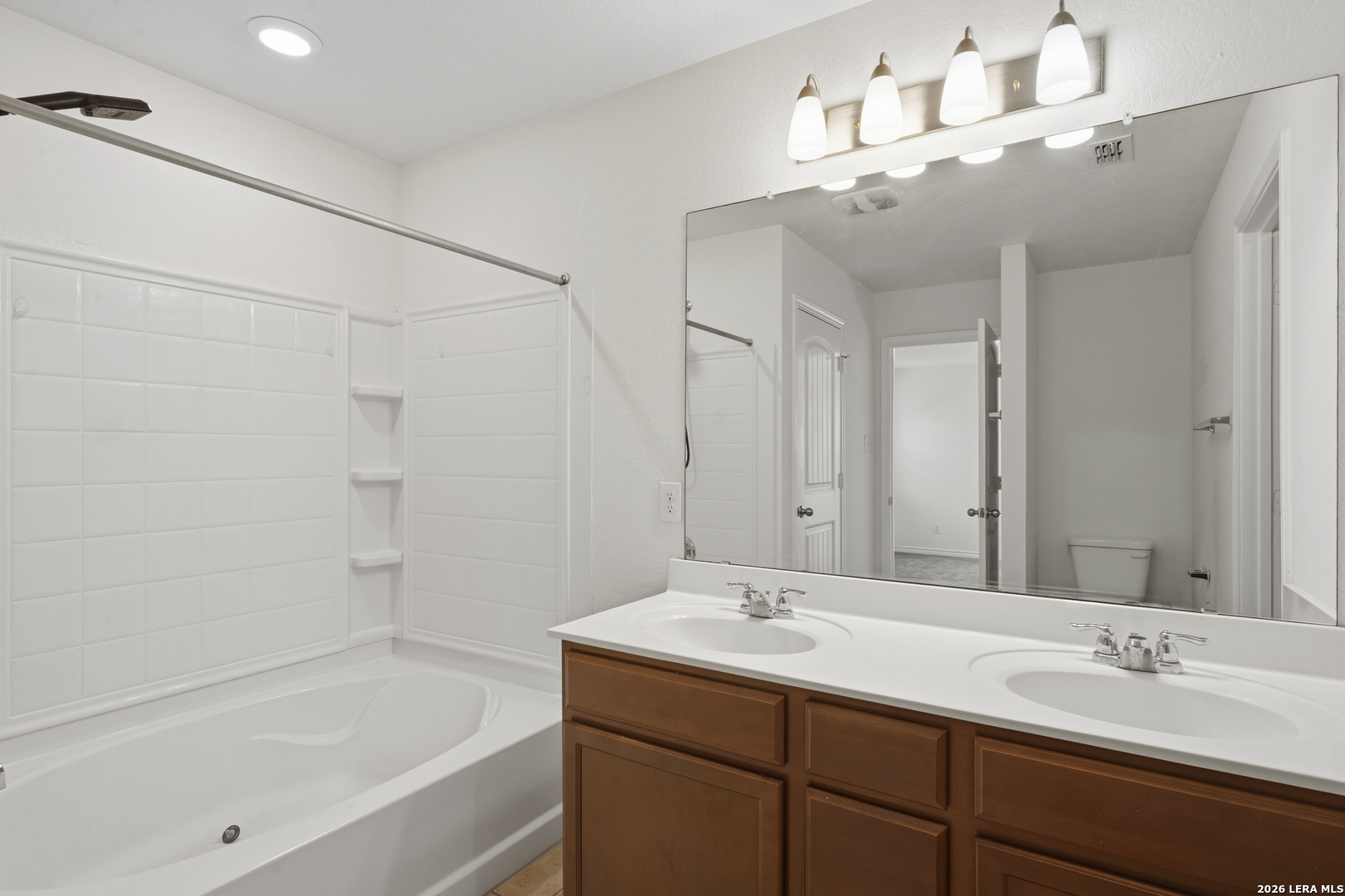 5911 Eckhert Road San Antonio TX 78240
