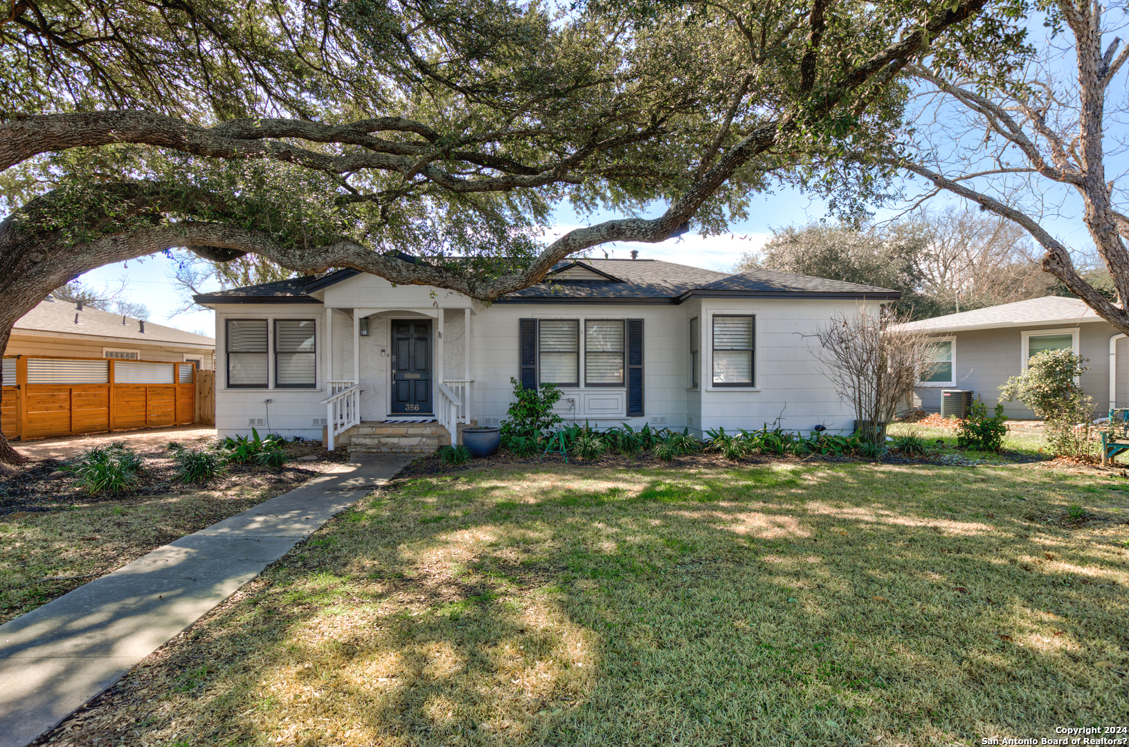 356 Larchmont Drive San Antonio TX 78209