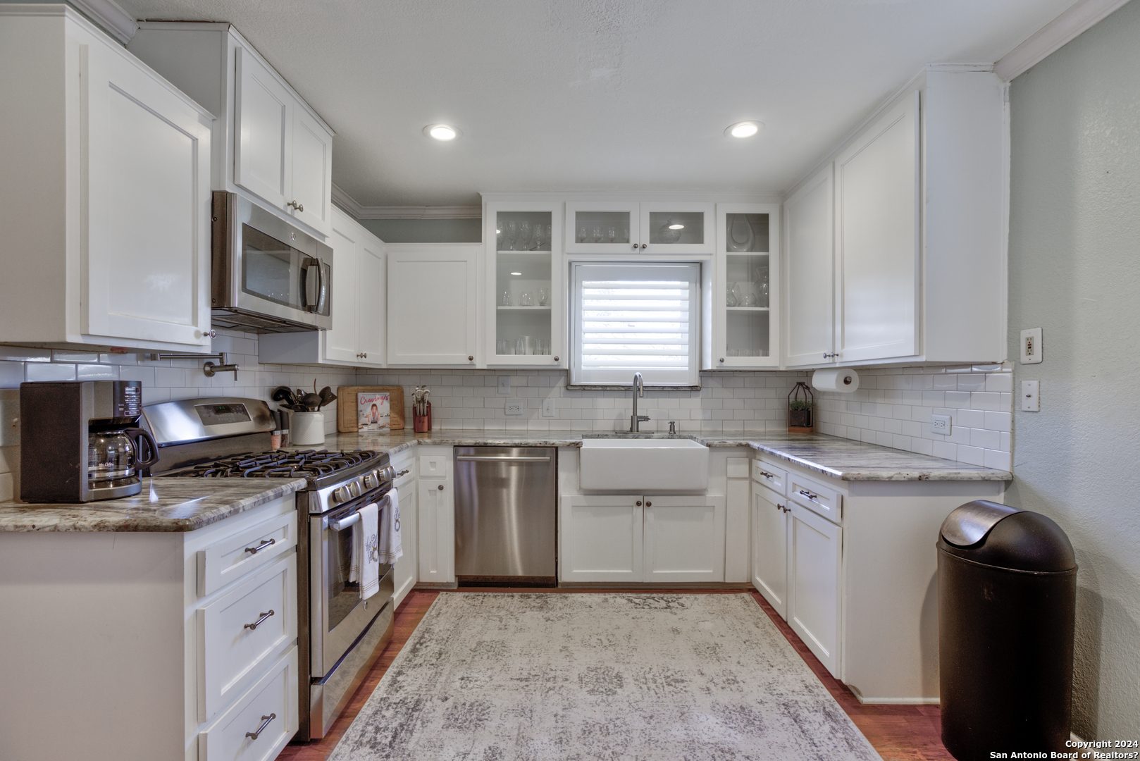 356 Larchmont Drive San Antonio TX 78209