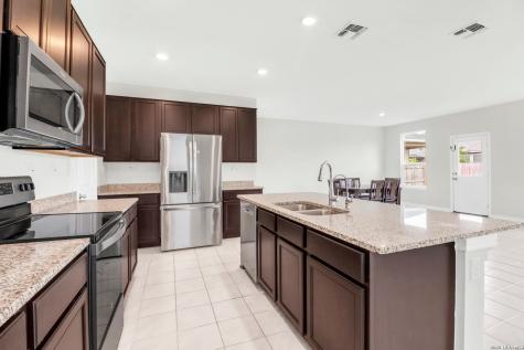 547 Deer Crest Drive New Braunfels TX 78130