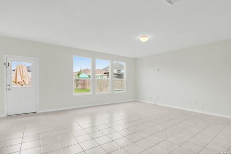 547 Deer Crest Drive New Braunfels TX 78130