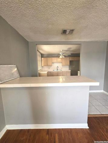 7965 E. 6th Street Somerset TX 78069
