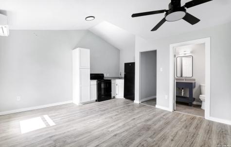 151 Hopi San Antonio TX 78211