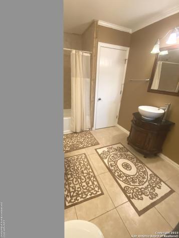980 Pebble Beach Drive NW Lakehills TX 78063