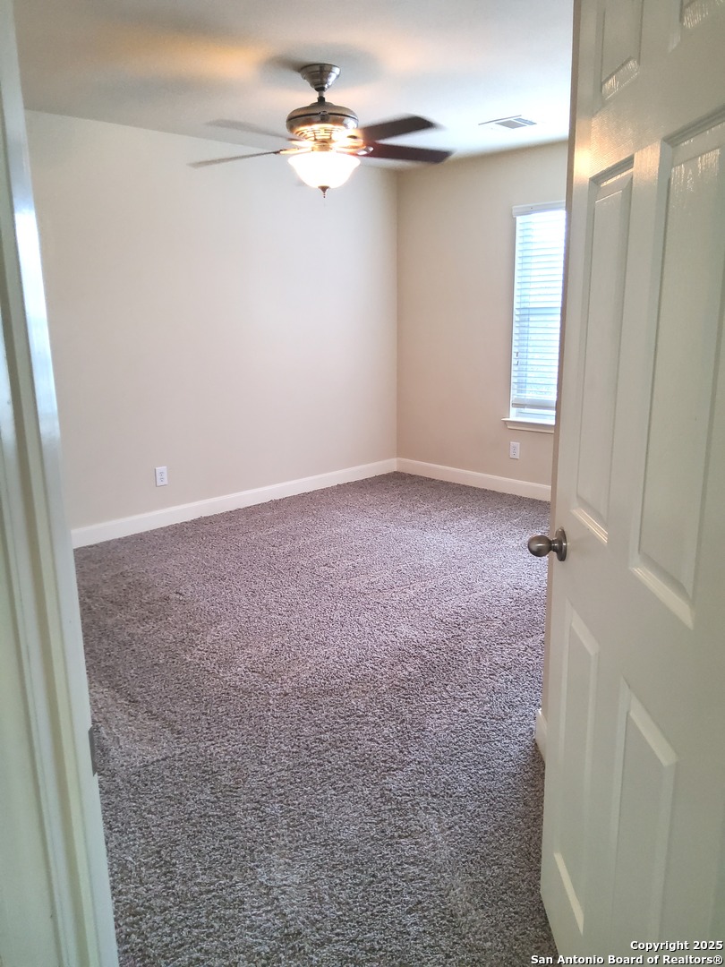 21735 Thunder Basin San Antonio TX 78261