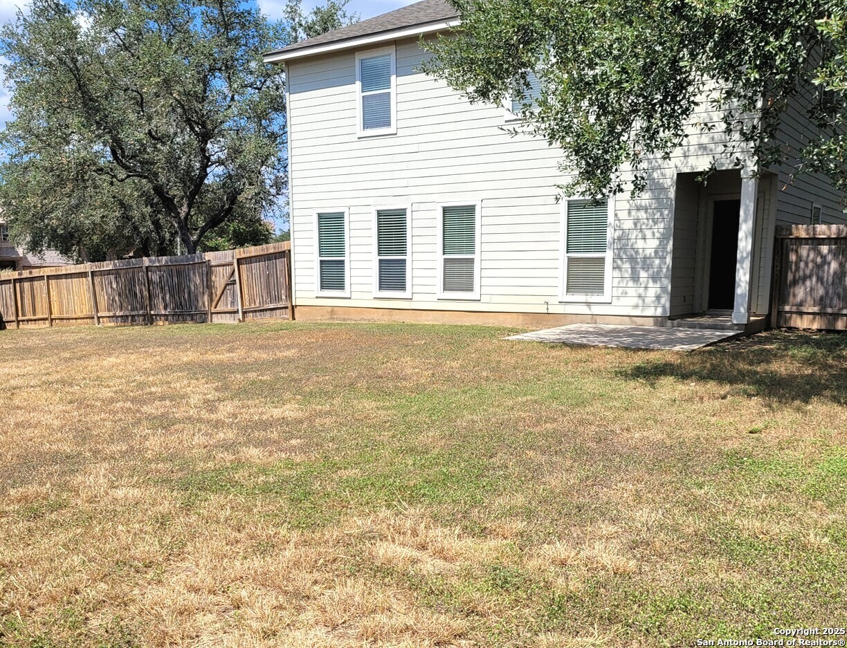 21735 Thunder Basin San Antonio TX 78261