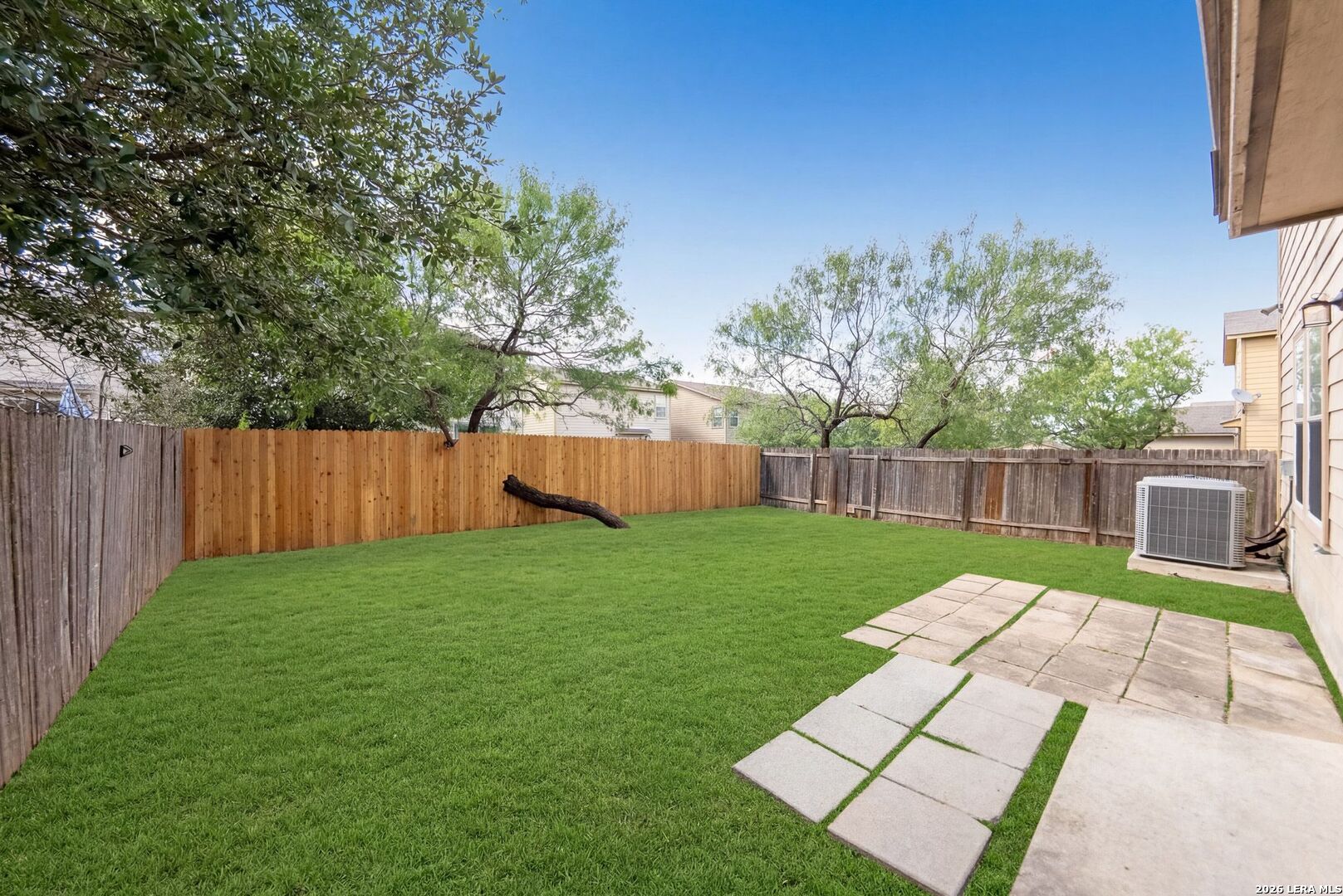 7815 Horse Hollow San Antonio TX 78244