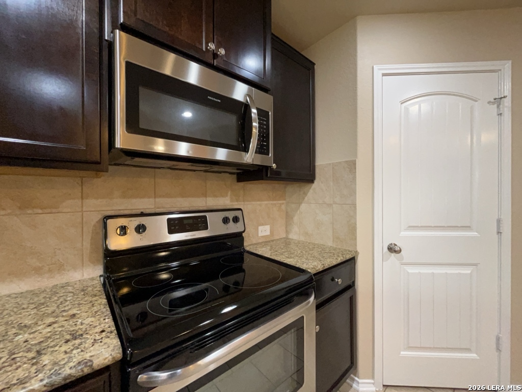 1735 Emerald Edge San Antonio TX 78245