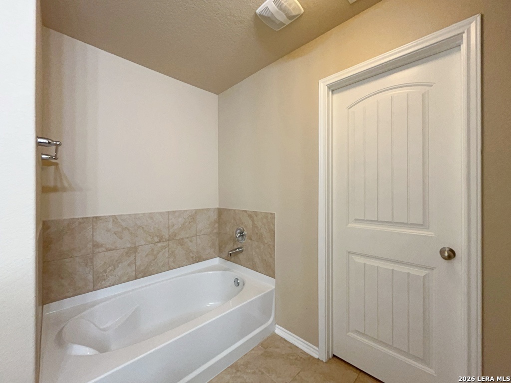 1735 Emerald Edge San Antonio TX 78245