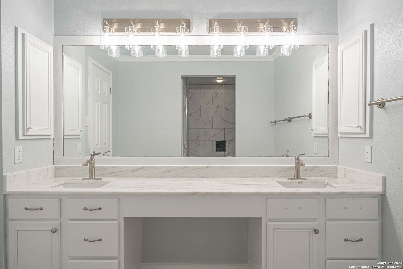 2207 Opal Creek Drive San Antonio TX 78232