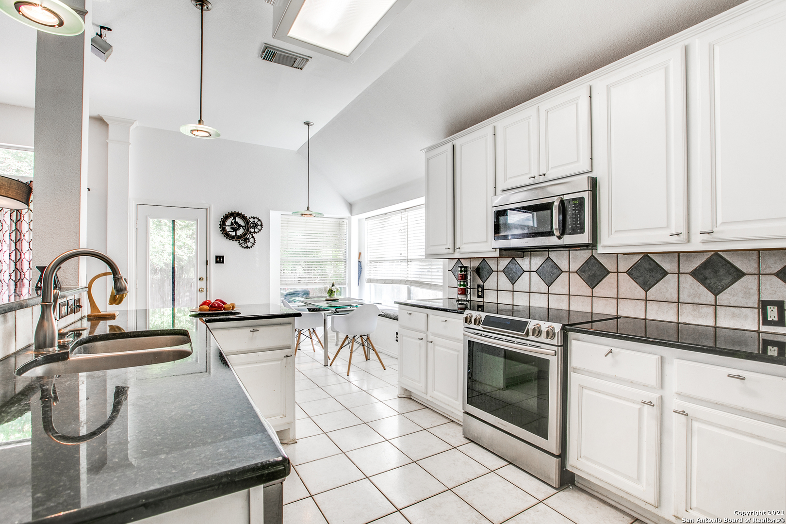 9227 Brae Moss San Antonio TX 78249