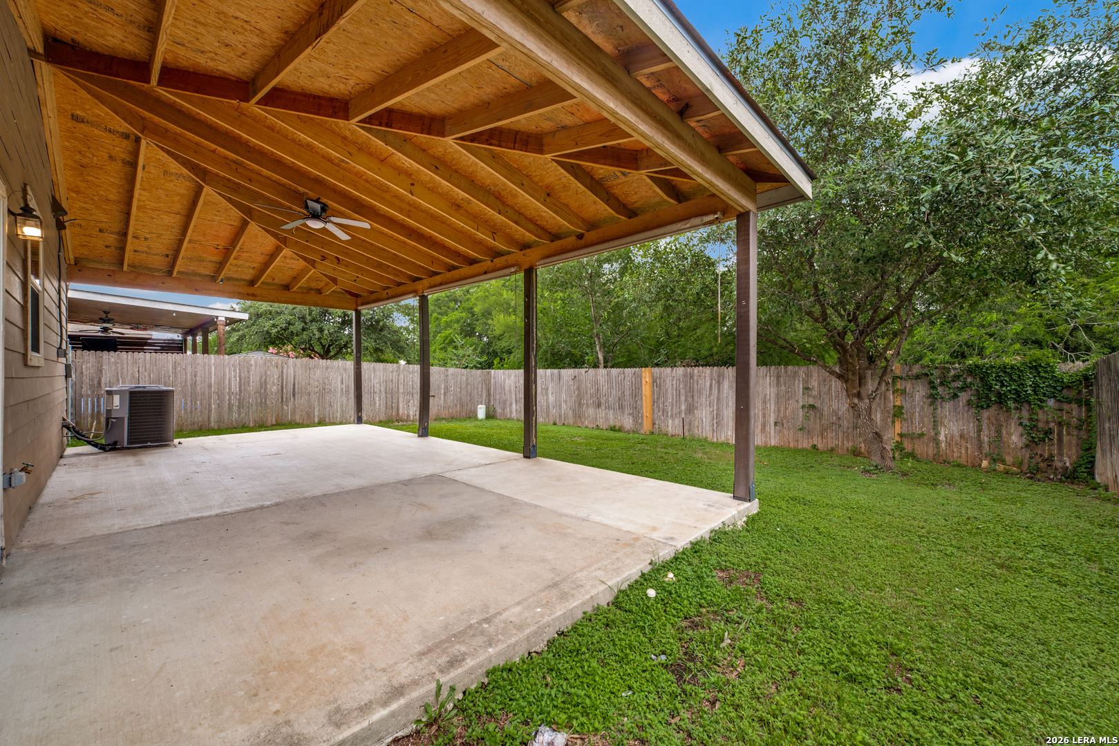 2419 Sundrop Bay San Antonio TX 78224
