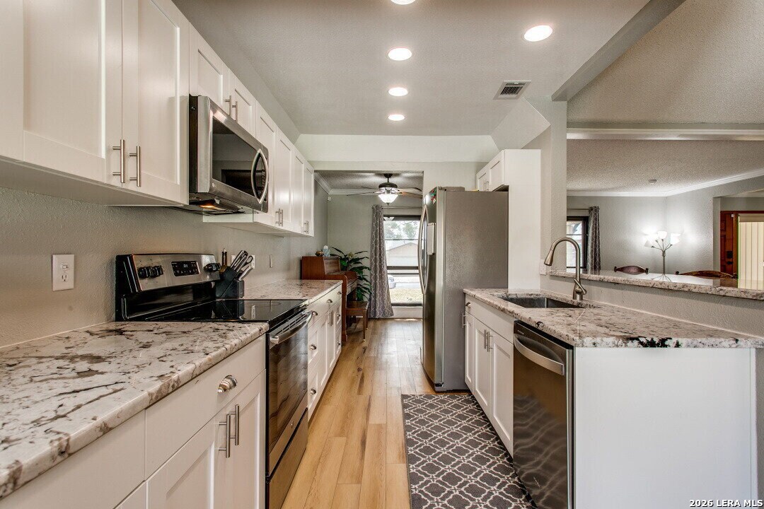 6815 Reve San Antonio TX 78239