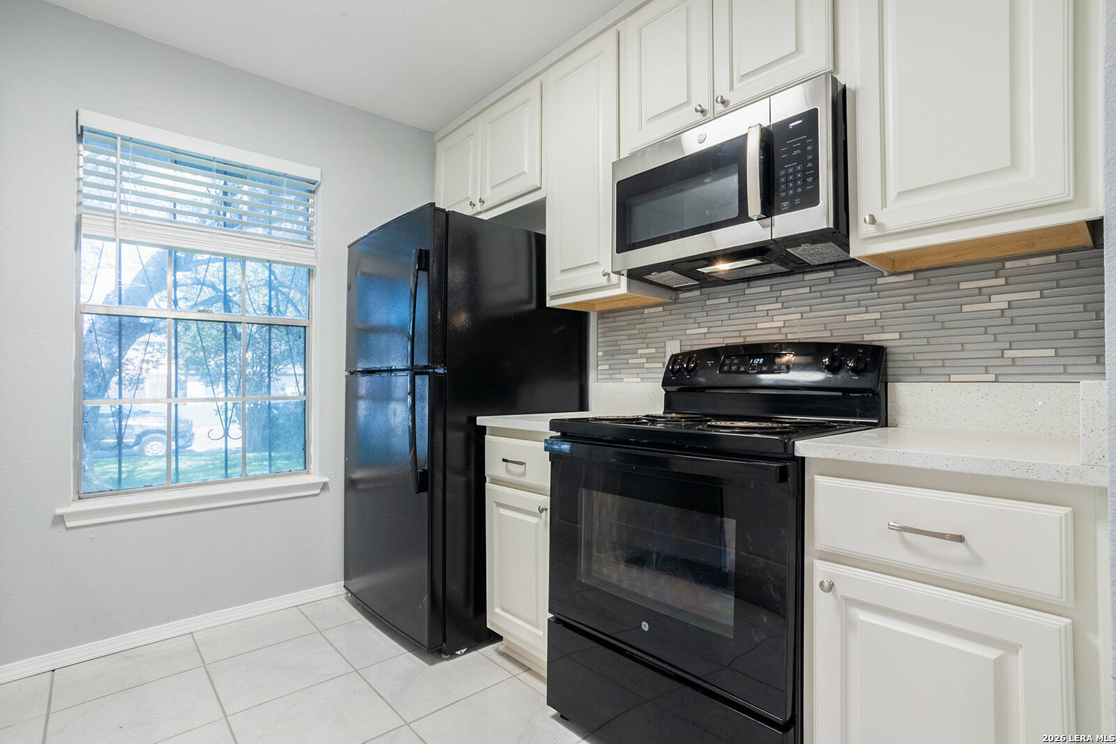 5275 Meadow Rise San Antonio TX 78250