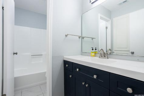 5275 Meadow Rise San Antonio TX 78250