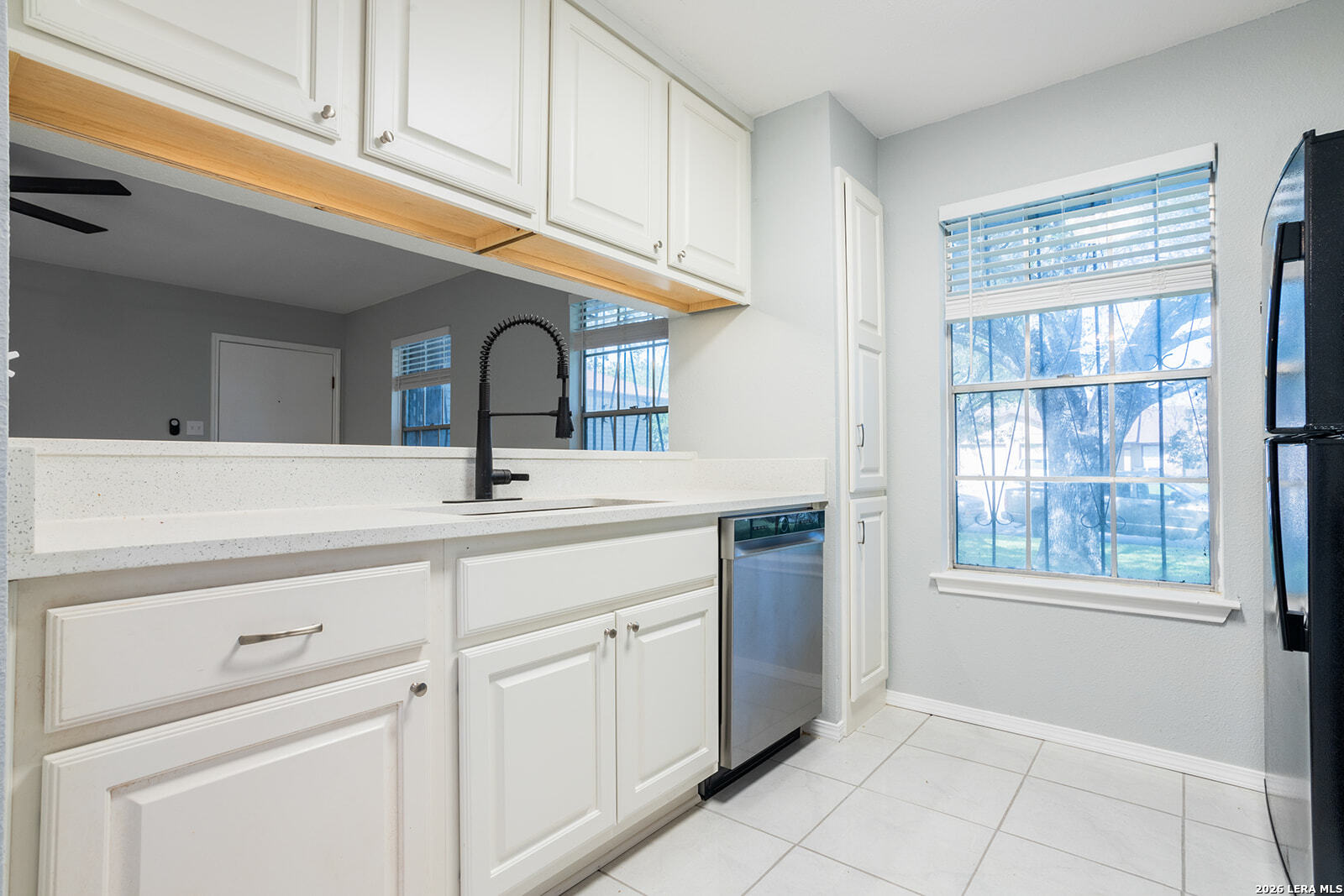 5275 Meadow Rise San Antonio TX 78250