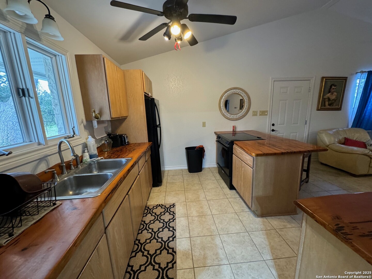 572 Fm 2107 Medina TX 78055